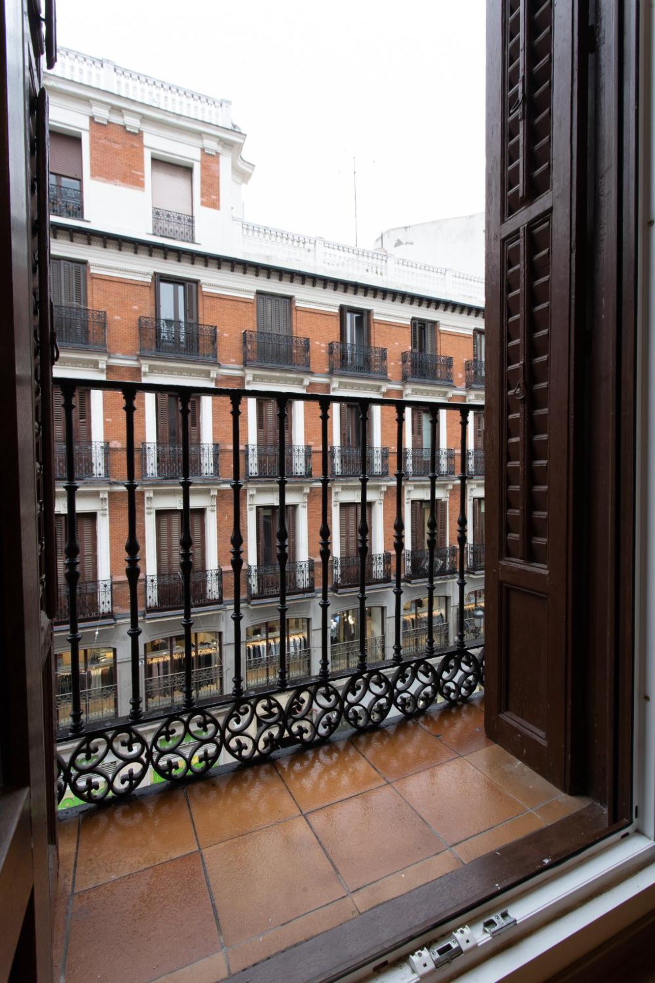 Apartamentos Nickel Madri Exterior foto