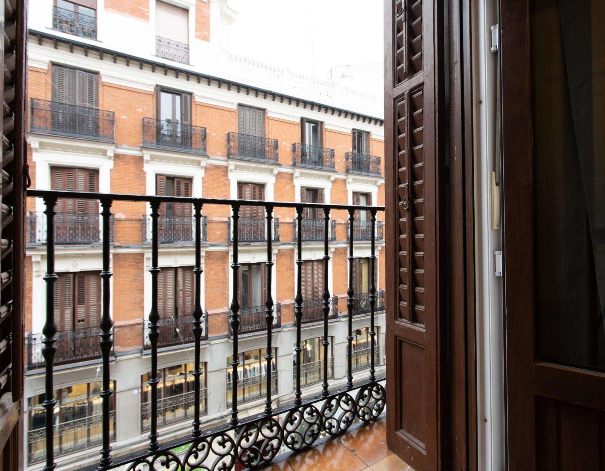 Apartamentos Nickel Madri Exterior foto